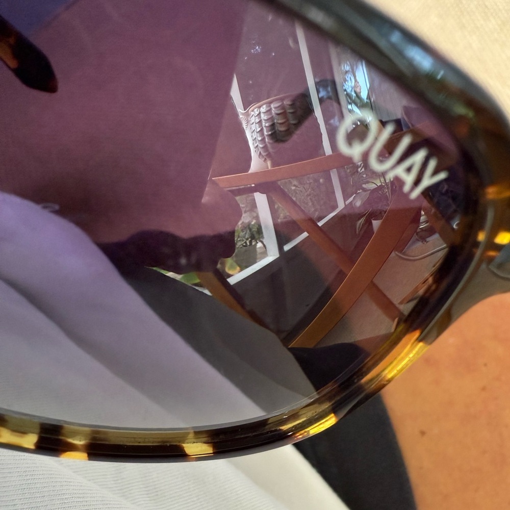 Quay On The Fly Aviator Tortoise Shell Retro Sunglasses Brown Black - Picture 8 of 8